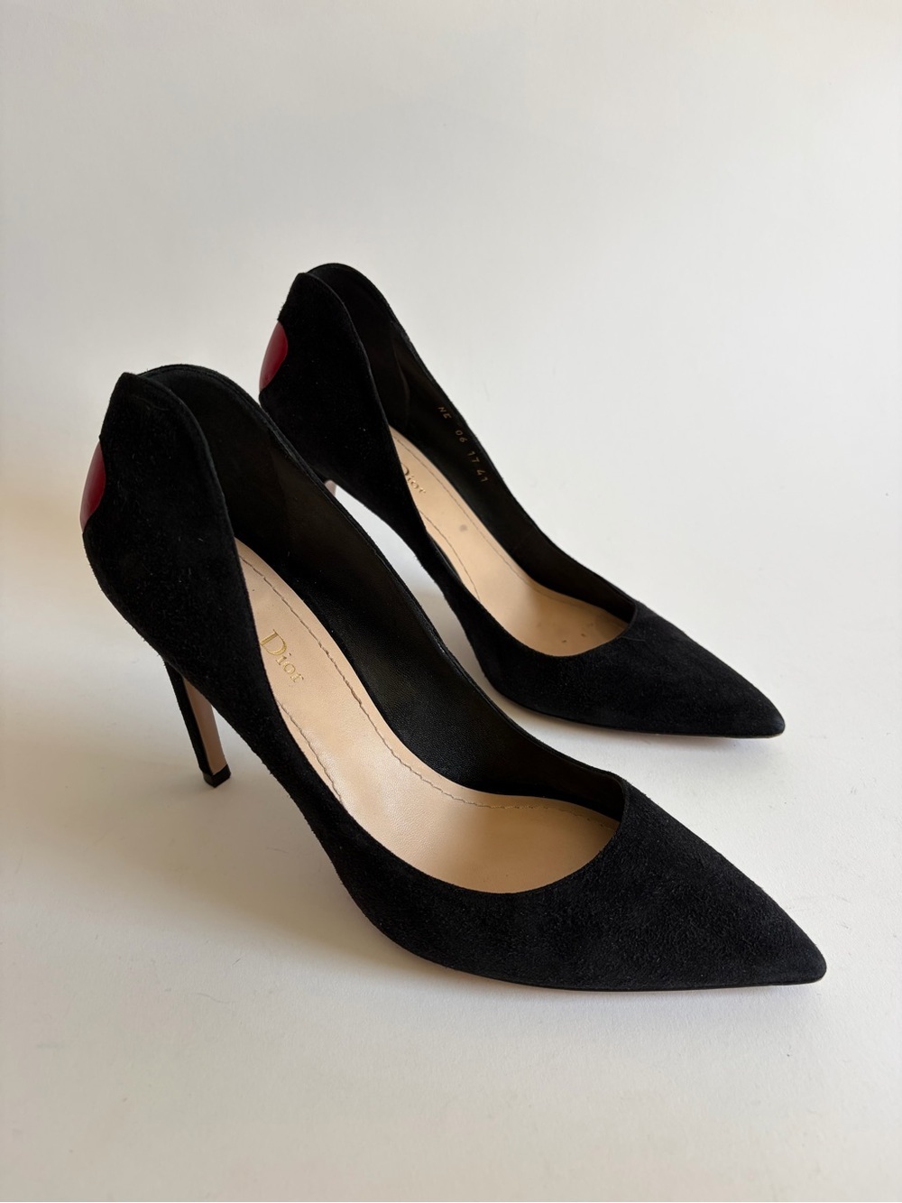 Dior Dioramour Black Suede Pointed-Toe Pumps - Picture 6 of 7